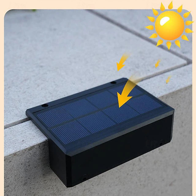 مصباح حائط LED يعمل بالطاقة الشمسية